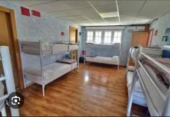 וילה פרנקה דל ביירסו Albergue El Castillo מראה חיצוני תמונה